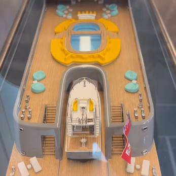 Project Cosmos yacht interior 4