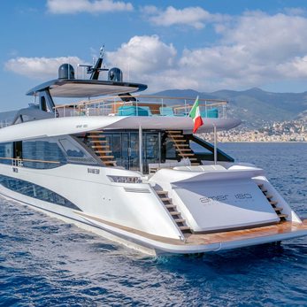 Neva yacht exterior 5