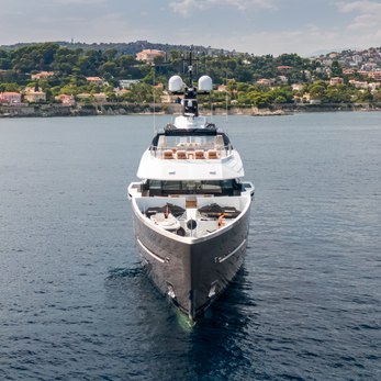 Come Together yacht exterior 3