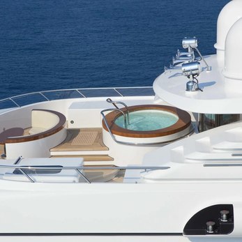 Kahalani yacht exterior 3