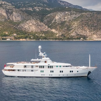 Katharine yacht exterior 2