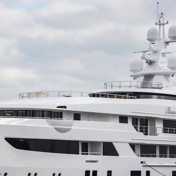Boardwalk V yacht exterior 2
