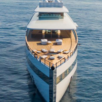 Venus yacht exterior 2