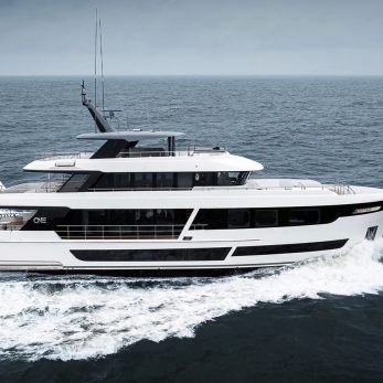 Maravi yacht exterior 5