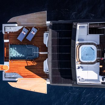 Merinos yacht interior 5
