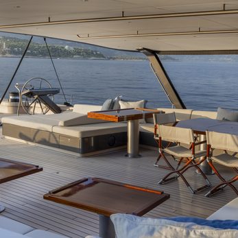 Nilaya yacht exterior 4