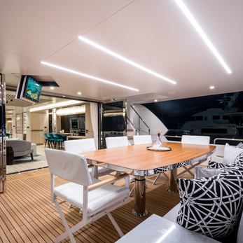 FD80 /07 yacht interior 3