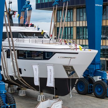 Duruberen yacht exterior 2