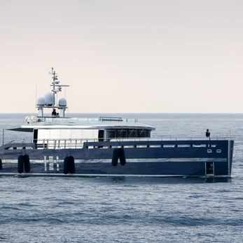 Blade II yacht exterior 3