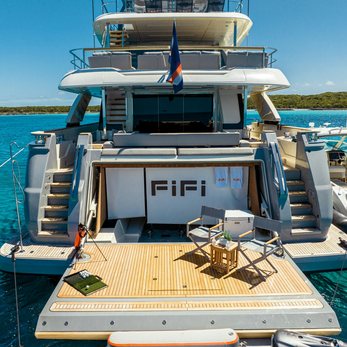 Fifi yacht exterior 4