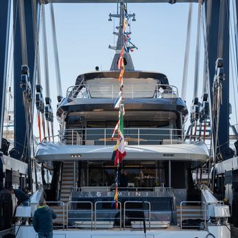 Gemini yacht exterior 3