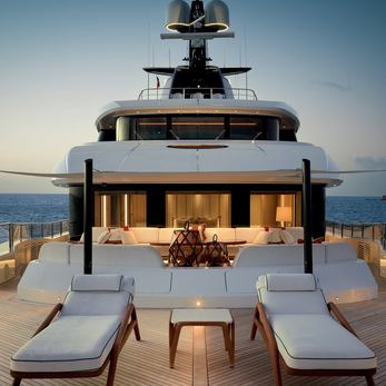 Amor a Vida yacht exterior 3