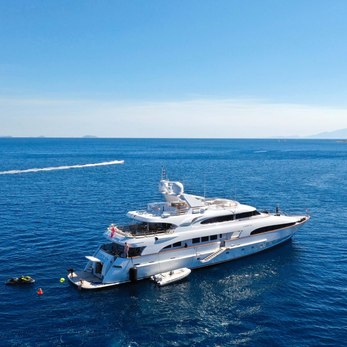 Lady G II yacht exterior 5
