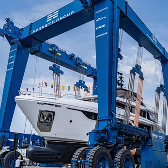 Goal yacht exterior 4