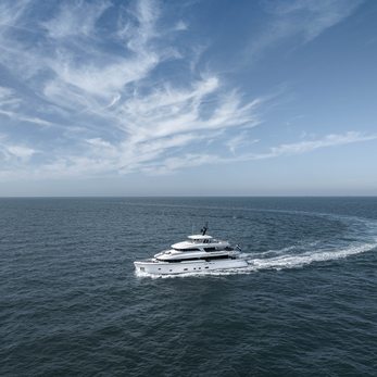 Ad Astra yacht exterior 5