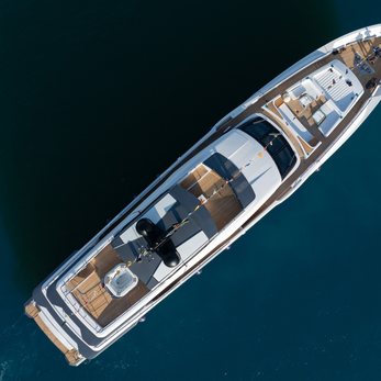 Lady Dia yacht exterior 5