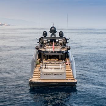Five yacht exterior 4
