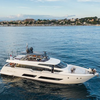 Chapaqua Too yacht exterior 3