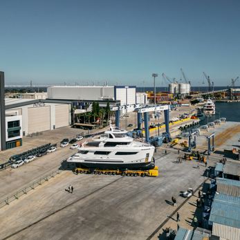 Sayna yacht exterior 5