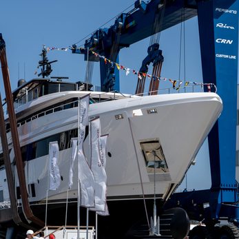 Mone yacht exterior 2