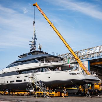 Gemini yacht exterior 5