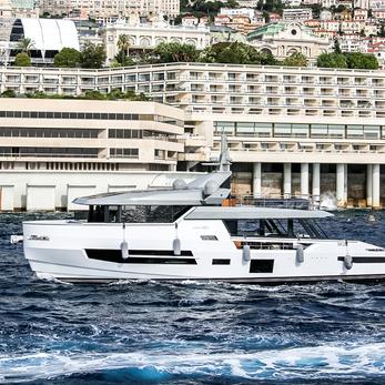 Acqua Chiara yacht exterior 2