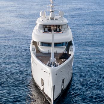 Sibelle yacht exterior 2