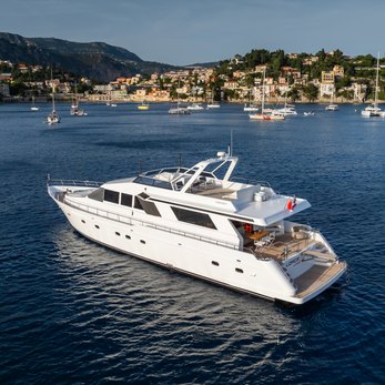 Lorca yacht exterior 3