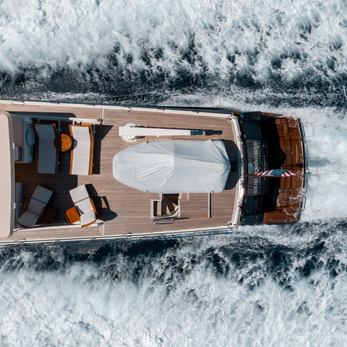 Rat Pack yacht exterior 4