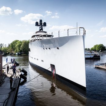 Feadship 824 yacht exterior 2