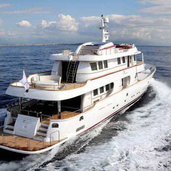 Tananai yacht exterior 5