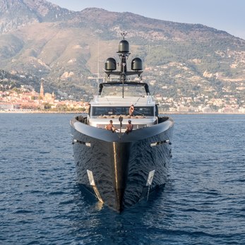 Olokun yacht exterior 2