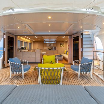 Sanctuary yacht exterior 4