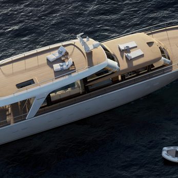 SHE / 01 yacht exterior 2