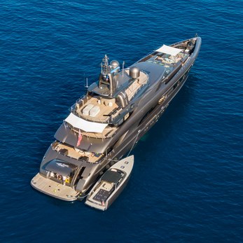 Zamani yacht exterior 5