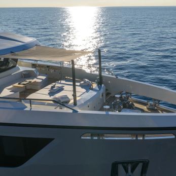 Big Naan yacht exterior 2