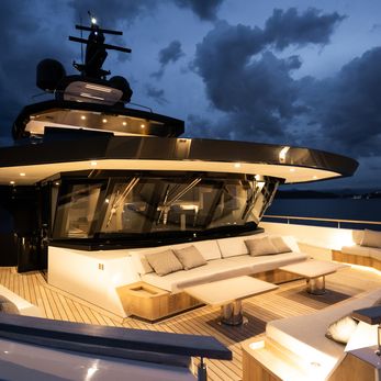 Queen Tati yacht exterior 2