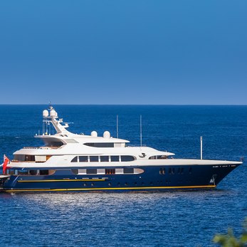 Tanusha yacht exterior 3