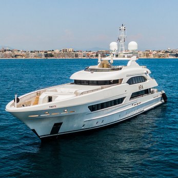 Asya yacht exterior 3