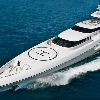 Dragonfly yacht exterior 3