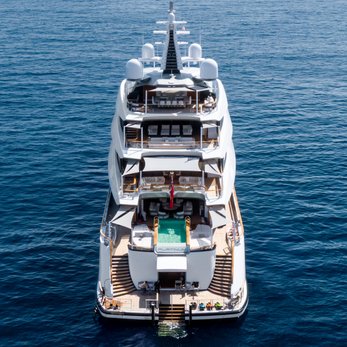 Platinum yacht exterior 5