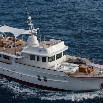 Sultana yacht exterior 4