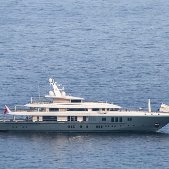 Dytan yacht exterior 4