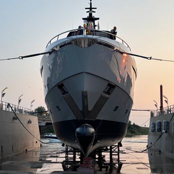 Ocean Angel yacht exterior 3