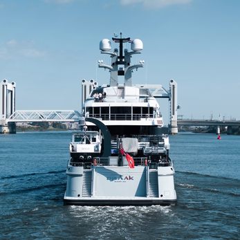 Draak yacht exterior 5