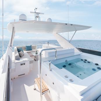 Island Soul yacht exterior 2
