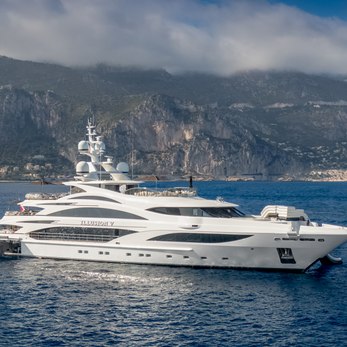 Illusion V yacht exterior 4