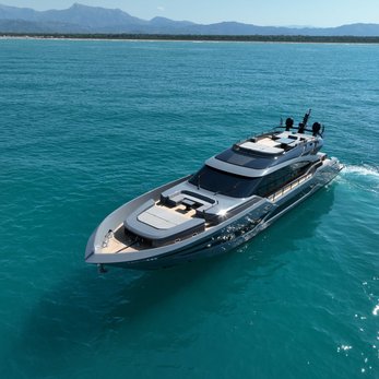 Grey Goose I yacht exterior 2