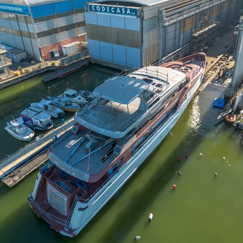 Gioia yacht exterior 3