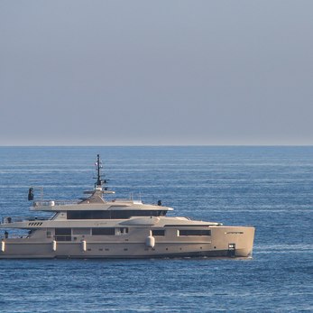 Maverick yacht exterior 4